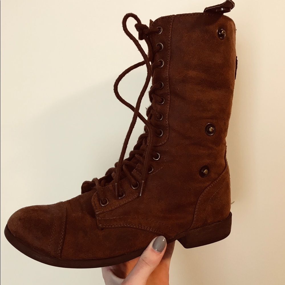 Brown Suede Combat Boots👞